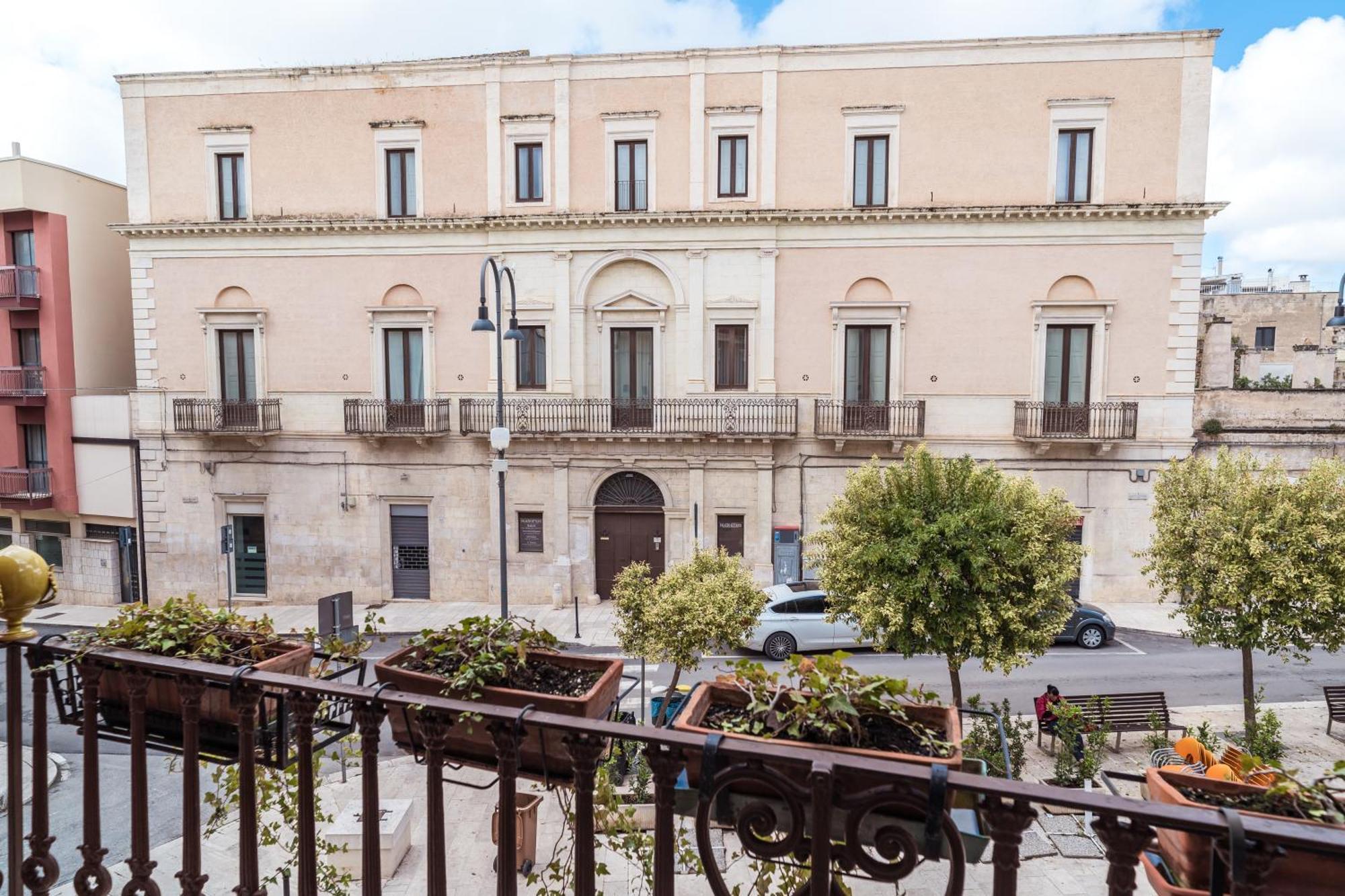 Apartamento Palazzo Iato Rutigliano Exterior foto