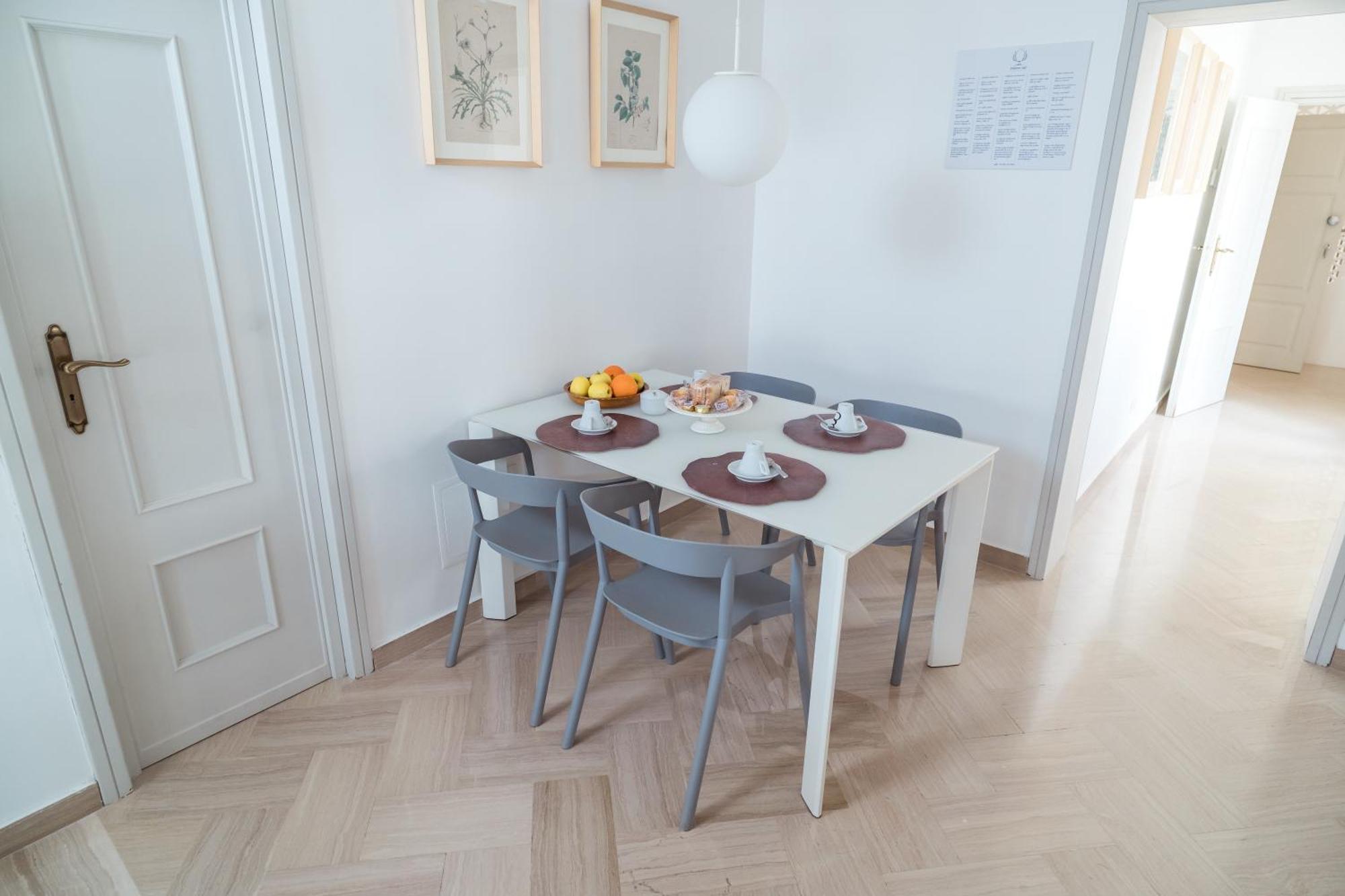 Apartamento Palazzo Iato Rutigliano Exterior foto