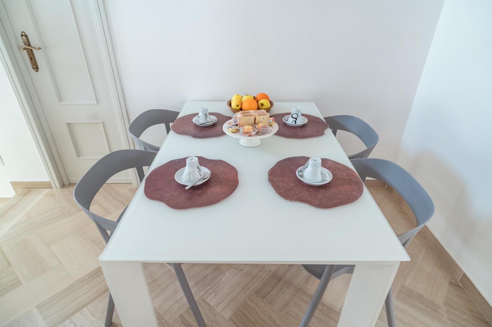 Apartamento Palazzo Iato Rutigliano Exterior foto